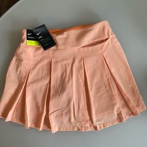 NWT Nike tennis skirt